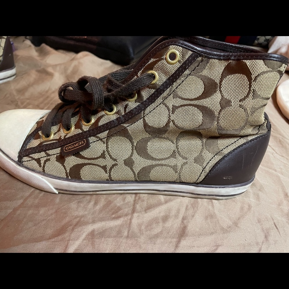Women size  10 Brown and tan Coach sneakers.